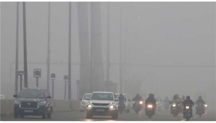 Weather report: Delhi shivers at 7 degree Celsius as dense fog, cold wave conditions prevail in North India