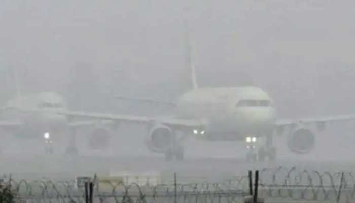 Delhi airport faces major disruptions amid foggy condition, over 100 flights delayed