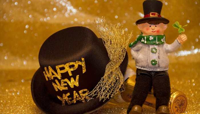 Happy New Year 2023: Spread the good tidings with these wishes, greetings and WhatsApp messages