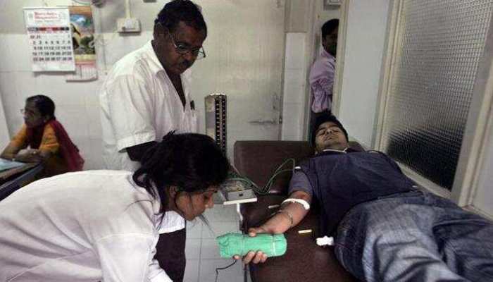 MP: Muslim man donates blood to save life of ailing Hindu baby in Chhatarpur MP: Muslim man donates blood to save life of ailing Hindu baby in Chhatarpur
