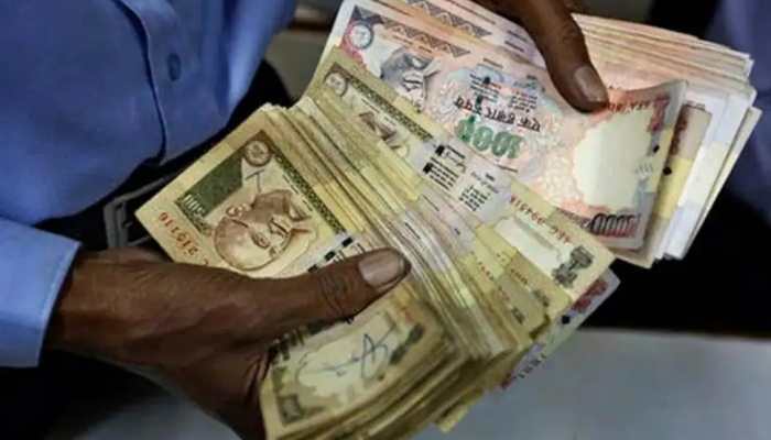 Demonetisation Judgement: BJP slams 'armchair economists &amp; jobless opposition'