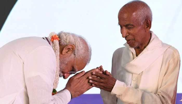 Karnataka seer Siddheshwara Swamiji dies at 81; schools and colleges to remain closed in Vijayapura