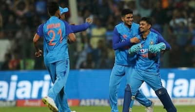 India vs Sri Lanka 1st T20: Ishan Kishan’s BRILLIANT catch off Umran Malik’s bowling goes viral, fans reminded of MS Dhoni