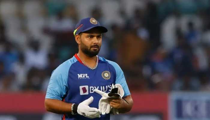 Rishabh Pant medical update: India wicketkeeper to be airlifted to Mumbai due to THIS reason