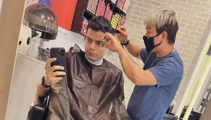 Ex-Microsoft employee trolled for attending a meeting while getting haircut; Netizens compare his action with 3 Idiots&#039; Viru Sahastrabudhhe