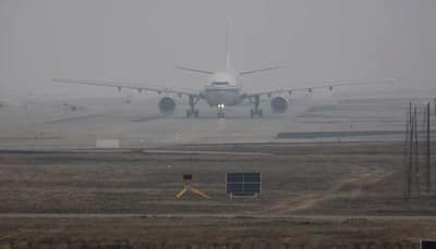 Delhi cold wave: Dense fog grips national capital, 40 domestic flights delayed