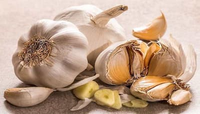 Garlic health benefits: 10 Reasons to keep this super herb in your kitchen