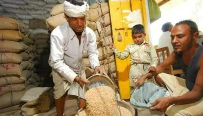 BIG Cabinet Decision: Now THESE beneficiaries will get free ration for one year; Check details here