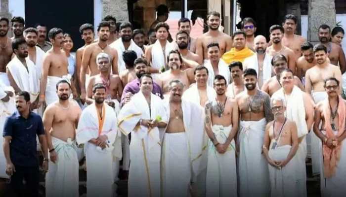 IND vs SL: Team India visit Thiruvananthapuram temple ahead of 3rd ODI against Sri Lanka