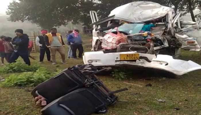 Vehicle carrying pilgrims collides with truck in Assan&#039;s Dharamtul, 3 dead
