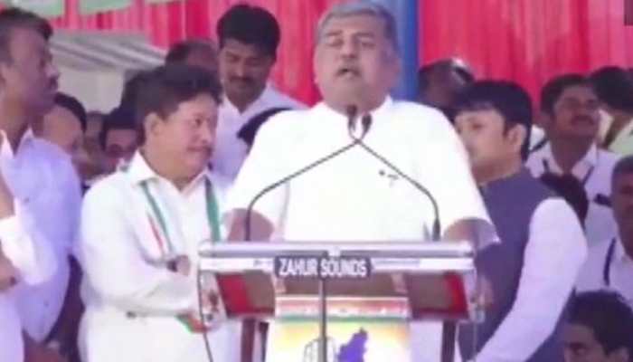 Congress leader BK Hariprasad compares Karnataka MLAs to &#039;prostitutes&#039;, sparks row