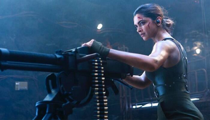 Deepika Padukone wields Gattling gun in jaw-dropping solo action sequence in &#039;Pathaan,&#039; check it out