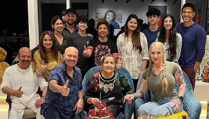 Rumoured lovebirds Hrithik Roshan, Saba Azad join family on Sunaina Roshan&#039;s birthday, check out pics