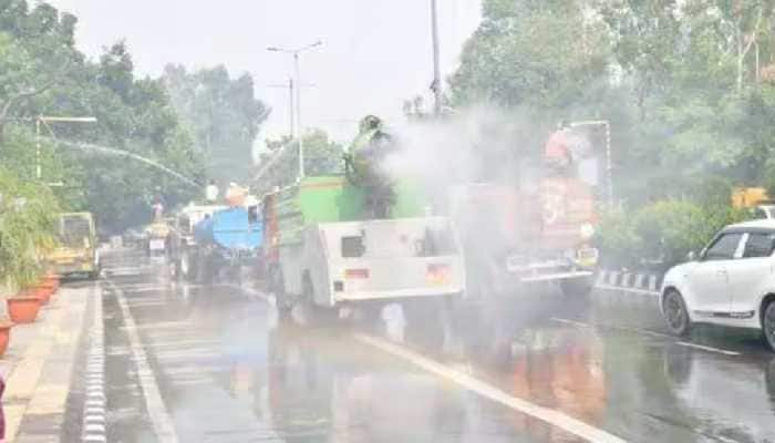 Delhi MCD gets 13 anti-fog sprinklers to fight smog, pollution