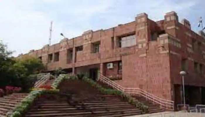 JNU Student Body Allege Power Cut, Stone-Pelting To 'Stop Screening Of BBC Documentary on PM Modi'