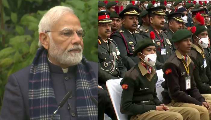 Republic Day Parade 2023: PM Narendra Modi Interacts With NCC Cadets, NSS Volunteers 