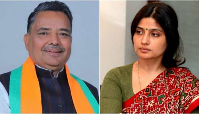 UP Minister MOCKS Dimple Yadav for Demanding Bharat Ratna for Mulayam