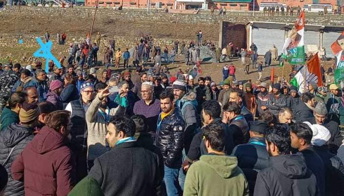 Omar Abdullah Joins Bharat Jodo Yatra in J&amp;K’s Banihal, Says ‘Not Here to Improve Rahul Gandhi’s Image’