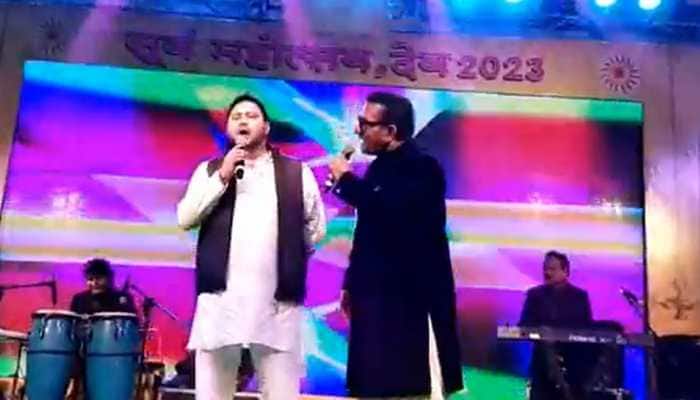 Watch: Bihar Deputy CM Tejashwi Yadav Shares Mic With Abhijit Bhattacharya; Sings &#039;Badi Mushkil Hai...&#039;