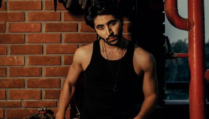 'Maddam Sir' fame Actor Imran Nazir Khan is all set to Make his Bollywood Debut with 'Yaariyan 2'