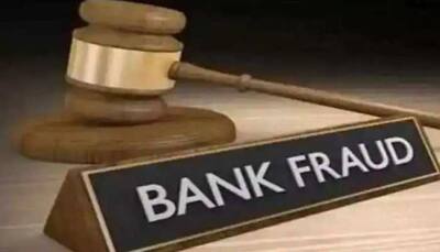 Dear User Your HDFC Account...: Woman Loses Rs 1 Lakh in a Bank Fraud- Read Details Here