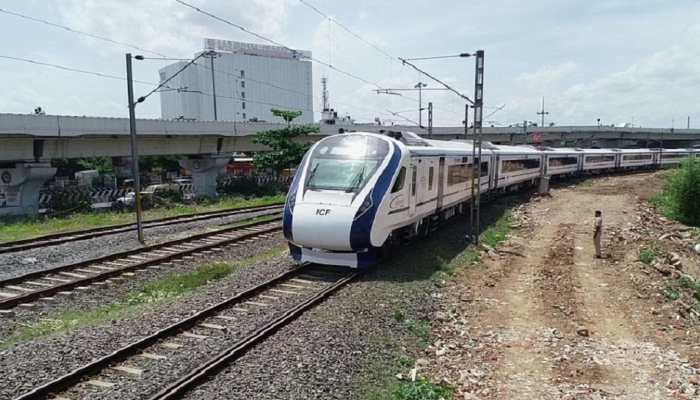 Vande Bharat Expess: Indian Railways Starts Fencing on Mumbai-Ahmedabad Route to Avoid Cattle Accidents - WATCH Video