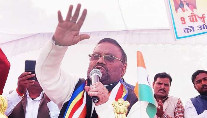 Ramcharitmanas Row: Another Ayodhya Seer Announces Reward for Beheading SP Leader Swami Prasad Maurya