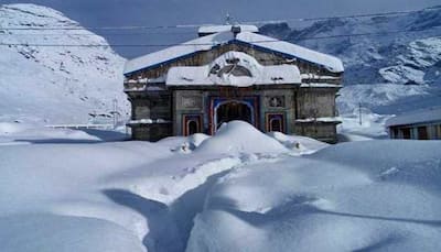 Kedarnath Temple Gets Wrapped Under Blanket of Heavy Snow, Police Issues Advisory