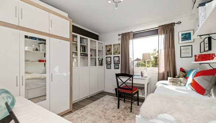 How to Declutter Your Home and Maximise Space: Expert Gives 8 Tips on Smart Storage Solutions How to Declutter Your Home and Maximise Space: Expert Gives 8 Tips on Smart Storage Solutions