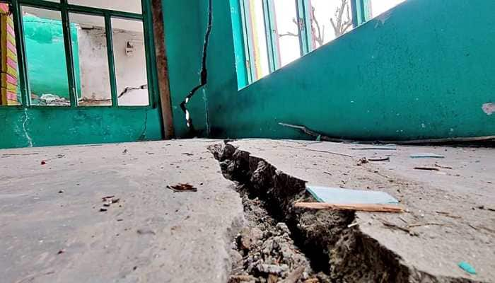 Several homes in J&amp;K&#039;s Doda Develop Cracks, L-G Manoj Sinha Says, &#039;Situation Not Like Joshimath&#039;