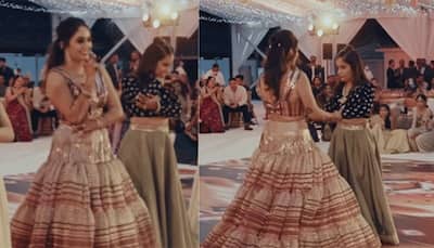Viral: Bride Dances With Visually-Impaired Sister on Kareena Kapoor's Song at Sangeet Ceremony, Leaves Internet Teary-Eyed