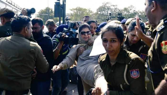 Mehbooba Mufti Detained by Delhi Police During Anti-Encroachment Drive Protest