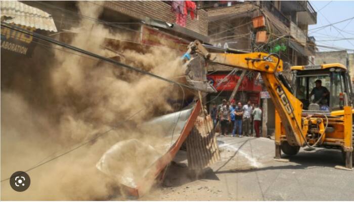 Baat Pate Ki: The bulldozer's action made people upset!