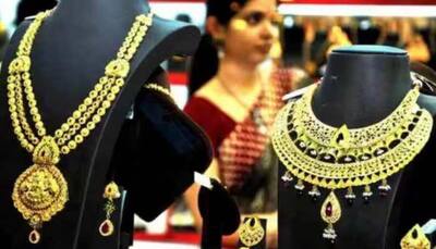 Gold Declines Rs 55; Silver Tumbles Rs 455