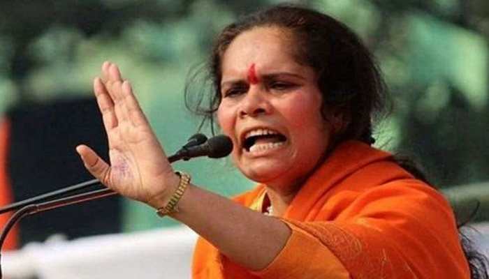 WATCH: Hindu Girls Should Keep Knife in Purse, not Lipstick or Comb, Says VHP Leader Sadhvi Prachi