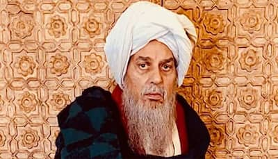 Dharmendra Looks Unrecognisable as Sufi Saint Salim Chishti in a Turban, Robe