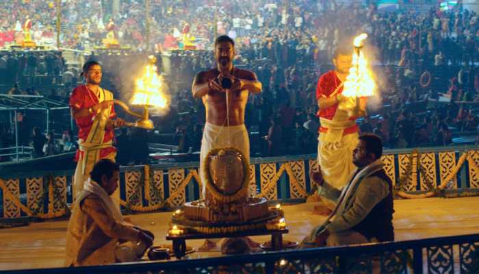 Maha Shivratri 2023: Amitabh Bachchan, Kangana Ranaut, Ajay Devgn Go 'Har Har Mahadev' on Auspicious Day