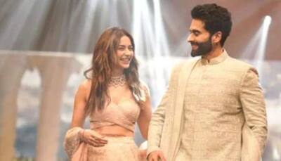 Rakul Preet Singh-Jackky Bhagnani Walk the Ramp Together for First Time- Watch 