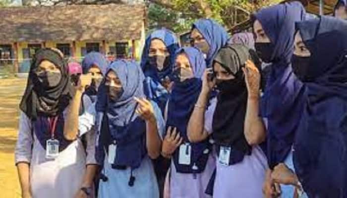 Karnataka Hijab Ban Row: Girls Move Supreme Court for Permission to Take Exam in Headscarf 
