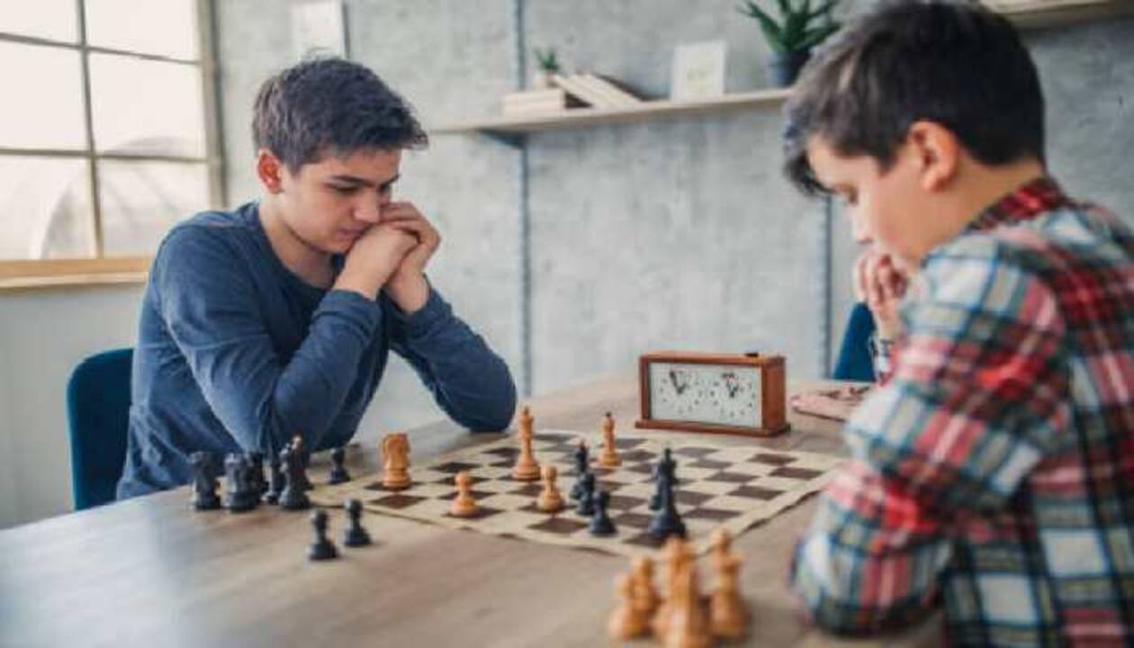 Air pollution causes chess players to make more mistakes, study