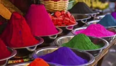 Holi 2023: How To Choose Skin-Friendly Gulaal This Festival Of Colours