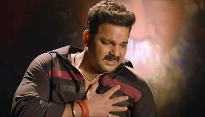 Bhojpuri Superstar Pawan Singh Attacked With Stone While Performing At Ballia, Crowd Turns Violent 