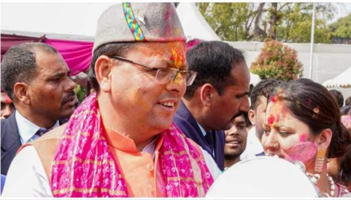 Holi 2023: Uttarakhand CM Pushkar Singh Dhami Dances To Pahari Song During Public Event At Residence