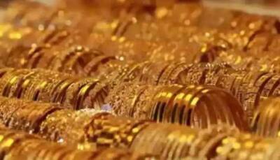 Gold Tumbles Rs 615; Silver Plummets Rs 2,285 Amid Weak Global Trends