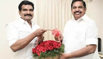 Tamil Nadu BJP IT Wing Chief Joins AIADMK, Says ‘No One Poached Me’