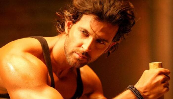 HR Mania Hits Japan, Audience Shower Love On The Release Of Hrithik Roshan&#039;s &#039;Bang Bang&#039;