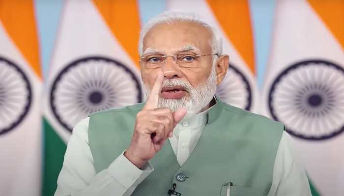 &#039;Congress Busy Digging Modi&#039;s Grave While Modi is...&#039; PM Attacks Opposition During Bengaluru-Mysore Expressway Inauguration