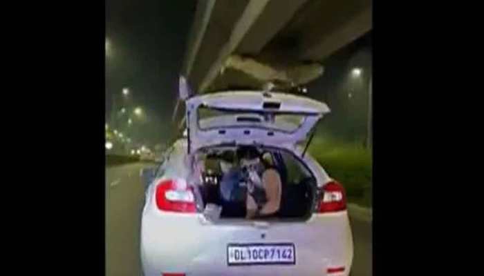 YouTuber Among Two Arrested For Throwing Currency Notes From Moving Car in Haryana&#039;s Gurugram After Video Goes Viral
