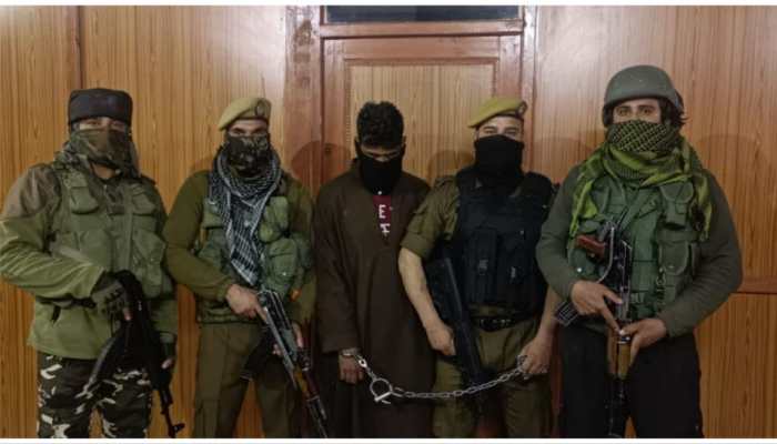 J&amp;K: Lashkar Terrorist Associate Arrested Along With Ammunition In Baramulla