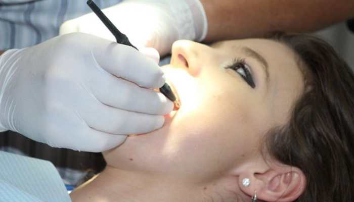 Dental Care Tips: How To Prevent Bad Breath? Causes And Steps To Follow - Check What Experts Say